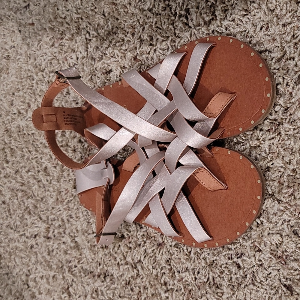 Sandals - Picture 2 of 3